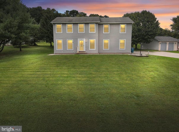 2389 MEETINGHOUSE Road, SPRING GROVE, PA 17362