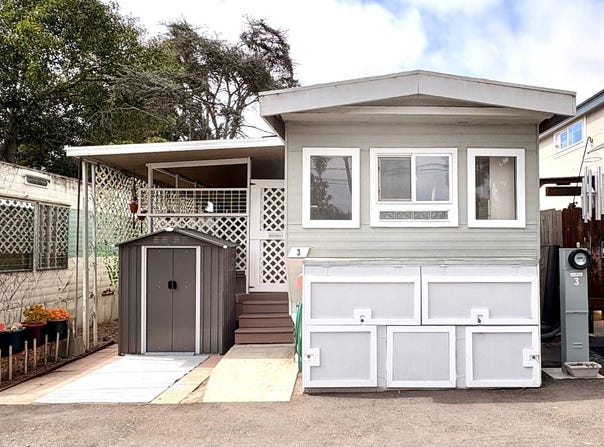 523 N. Vulcan Ave., Encinitas, CA 92024
