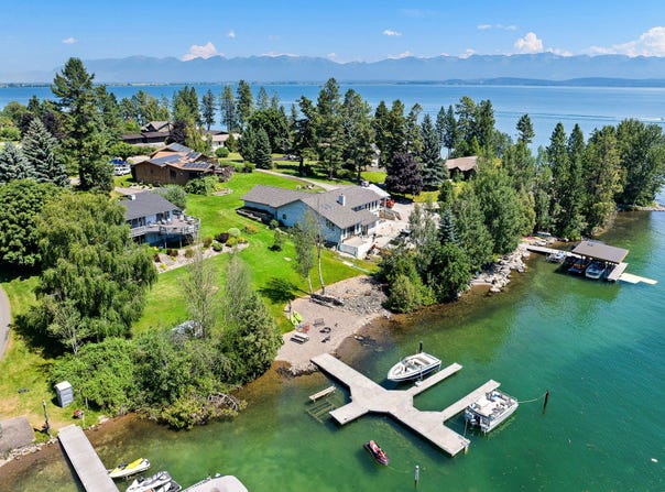 205 Lakeshore Drive, Lakeside, MT 59922