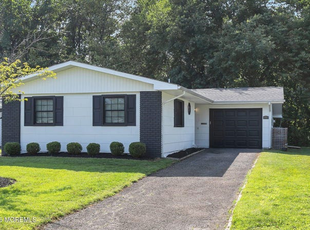 49 Markham Road, Brick, NJ 08724
