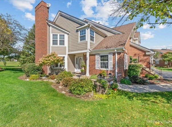 951 INTERLOCH Court, Algonquin, IL 60102