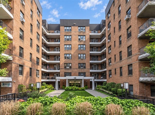 16 N Broadway, White Plains, NY 10601