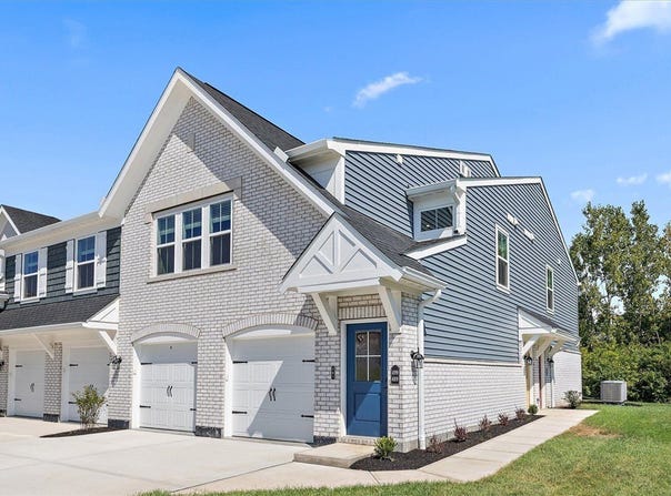 501 Greendell Bend, Fairborn, OH 45324