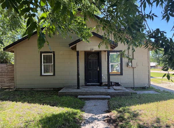 222 Cherry Street, Clyde, TX 79510