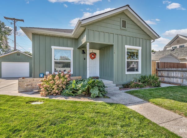 114 S 10th Street, Payette, ID 83661