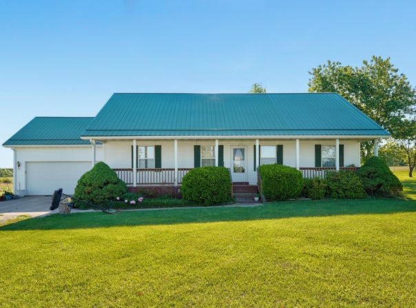 188 Plainview Drive, Seymour, MO 65746