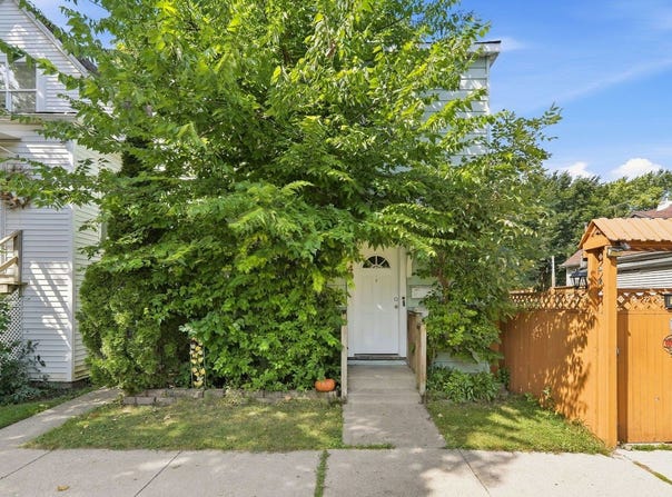 1406 Wenonah Avenue, Berwyn, IL 60402