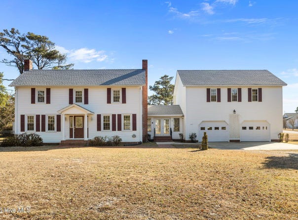664 Seashore Drive, Atlantic, NC 28511