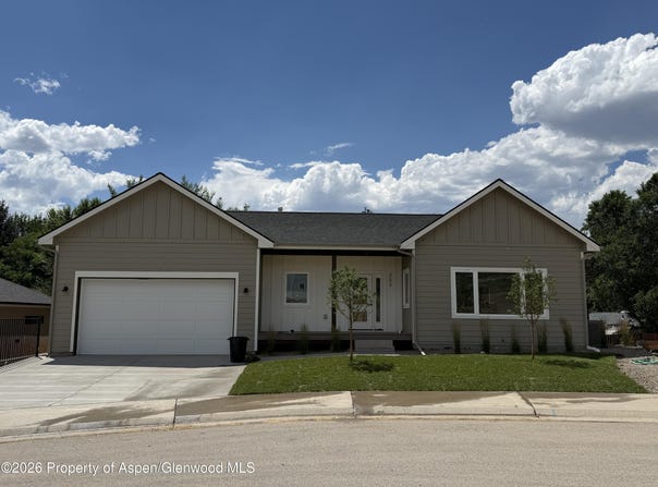 353 Roan Court, Silt, CO 81652