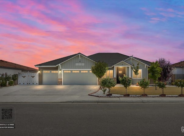 1111 Brookline Lane, Bakersfield, CA 93314