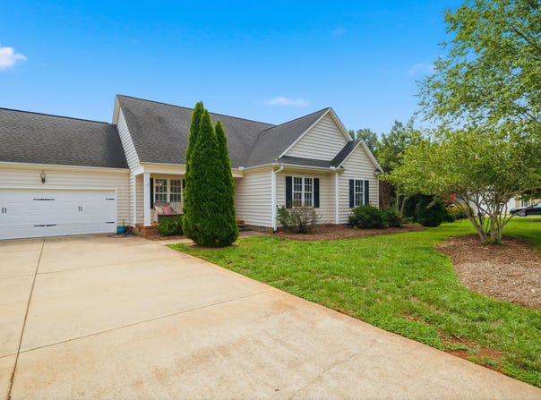109 Cale Drive, Burlington, NC 27215