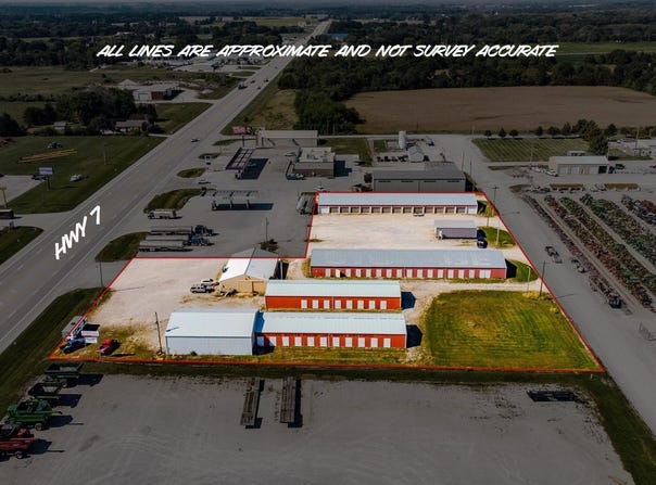 2119 NW 7 Highway, Clinton, MO 64735