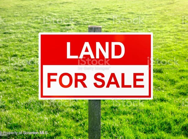29 Pierce Road, Carbondale, PA 18407