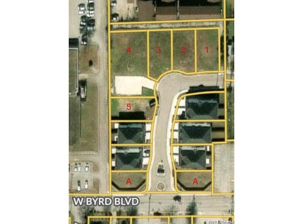 321 W Langley Blvd, Universal City, TX 78148