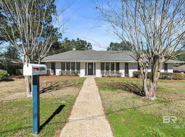 100 Dewitt Circle, Daphne, AL 36526