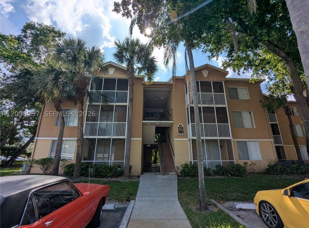 4055 W Mcnab Rd, Pompano Beach, FL 33069