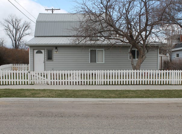 212 E 3rd Ave, Big Timber, MT 59011