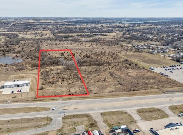 14th St & E Hubbard Rd, Ponca City, OK 74604