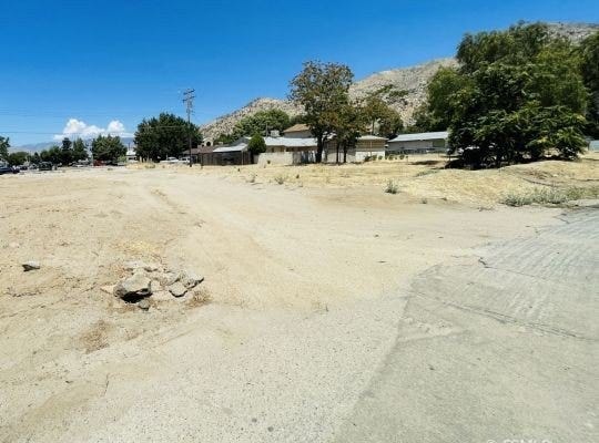 Irwin Ave, Lake Isabella, CA 93240