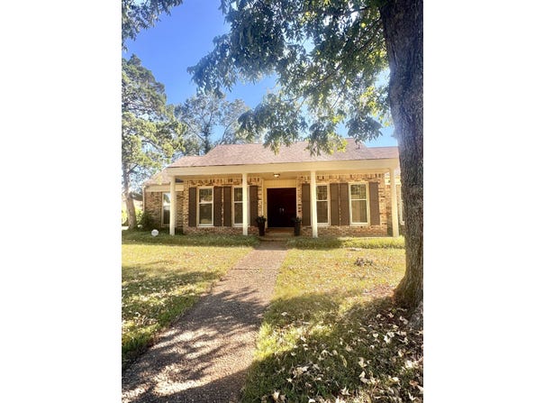 2318 LOVITT Dr, Memphis, TN 38119