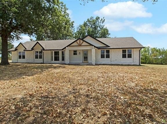 19224 E Shannon Drive, Claremore, OK 74019