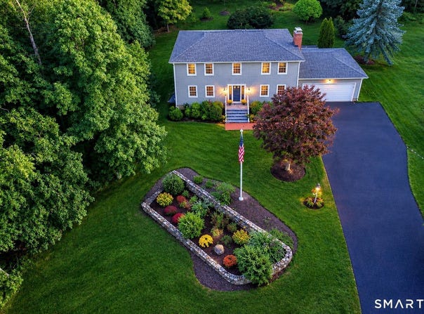 Trumbull, CT 06611