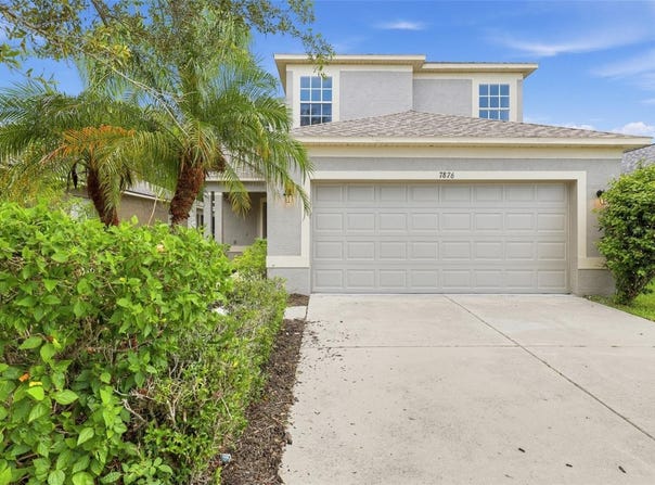 7876 CARRIAGE POINTE Drive, GIBSONTON, FL 33534