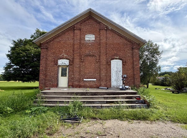 105 N Angola Road, Coldwater, MI 49036