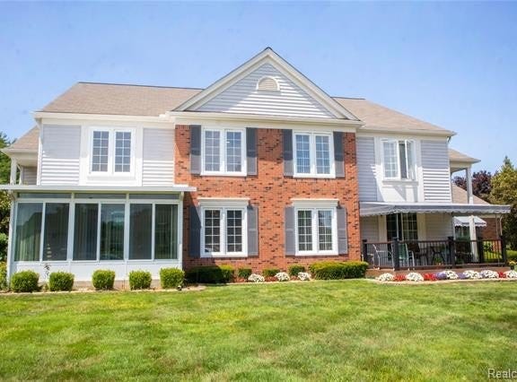 37485 Stonegate Circle, Clinton Twp, MI 48036