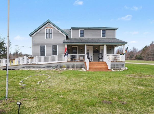 2918 Blue Star Highway, Douglas, MI 49406