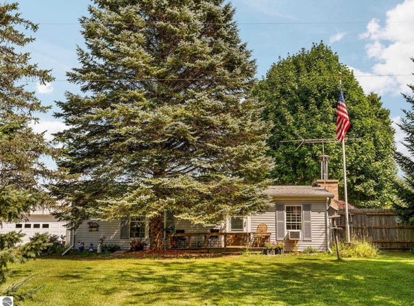 8645 Rahe Road, Kingsley, MI 49648