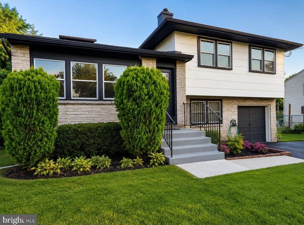 33 BEAVER Drive, BARRINGTON, NJ 08007