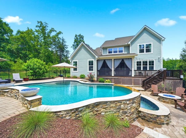 4219 Island Fox Lane, Denver, NC 28037