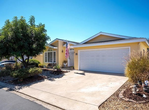 15935 SPRING OAKS RD, El Cajon, CA 92021
