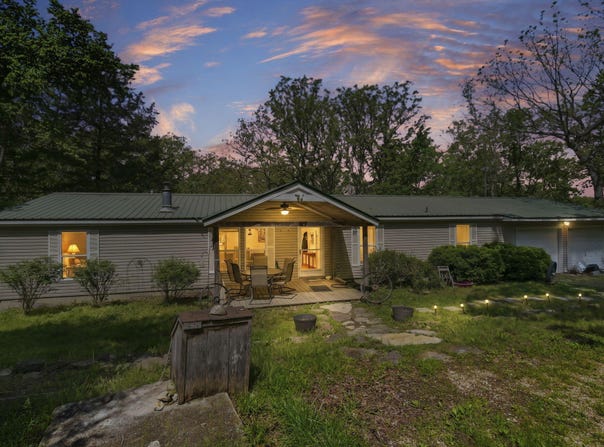 24608 Brookside Road, Hermitage, MO 65668