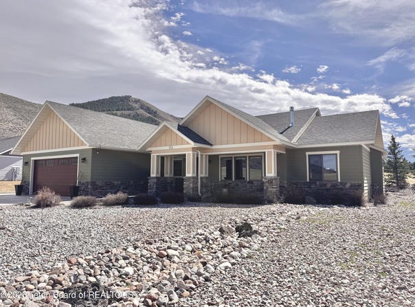 111 E PAPWORTH Lane, Afton, WY 83110