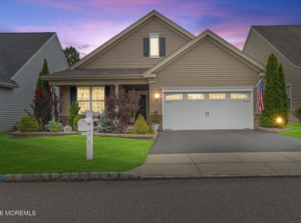 9 Mason Drive, Jackson, NJ 08527