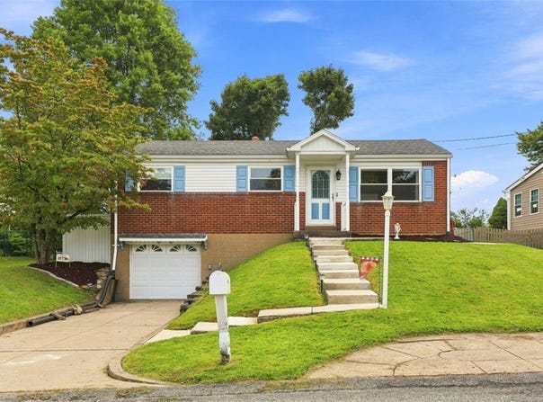 553 Meadowvale Dr, Harmar, PA 15024