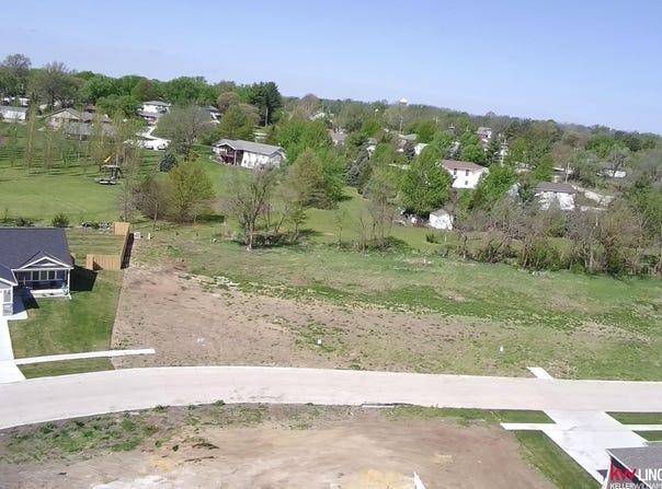 985 Evergreen Road, Bennet, NE 68317