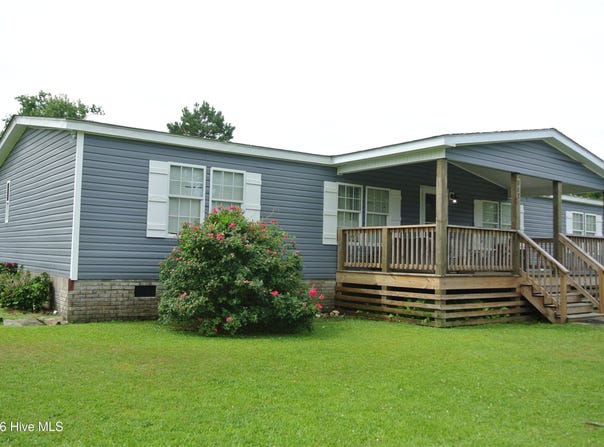 662 Straits Road, Gloucester, NC 28528