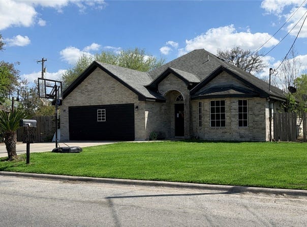 614 Cactus, Alice, TX 78332