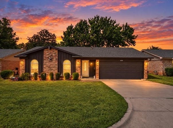 409 Arthur Drive, Hurst, TX 76053