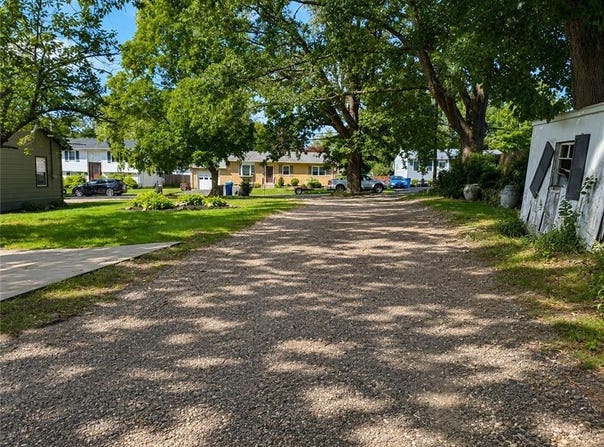 276 East Street, Cranston, RI 02920