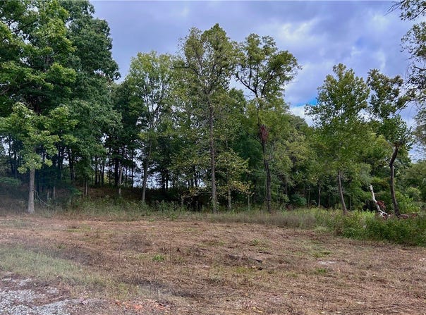 10107 Noah Road, Gravette, AR 72736