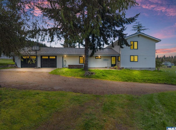 955 Olson, Sequim, WA 98382