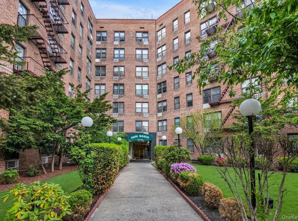 100-25 Queens Boulevard, Forest Hills, NY 11375