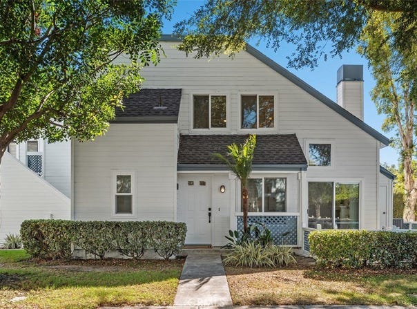 45 Greenmoor, Irvine, CA 92614