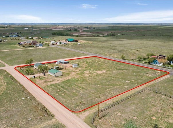 9495 Warner Ave, Carr, CO 80612