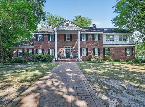 4040 Bridgehampton Lane, Virginia Beach, VA 23455