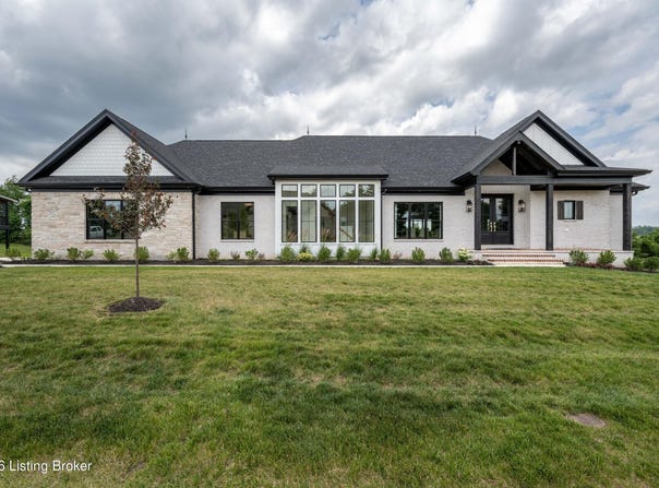 2712 Adenmore Ct, Prospect, KY 40059
